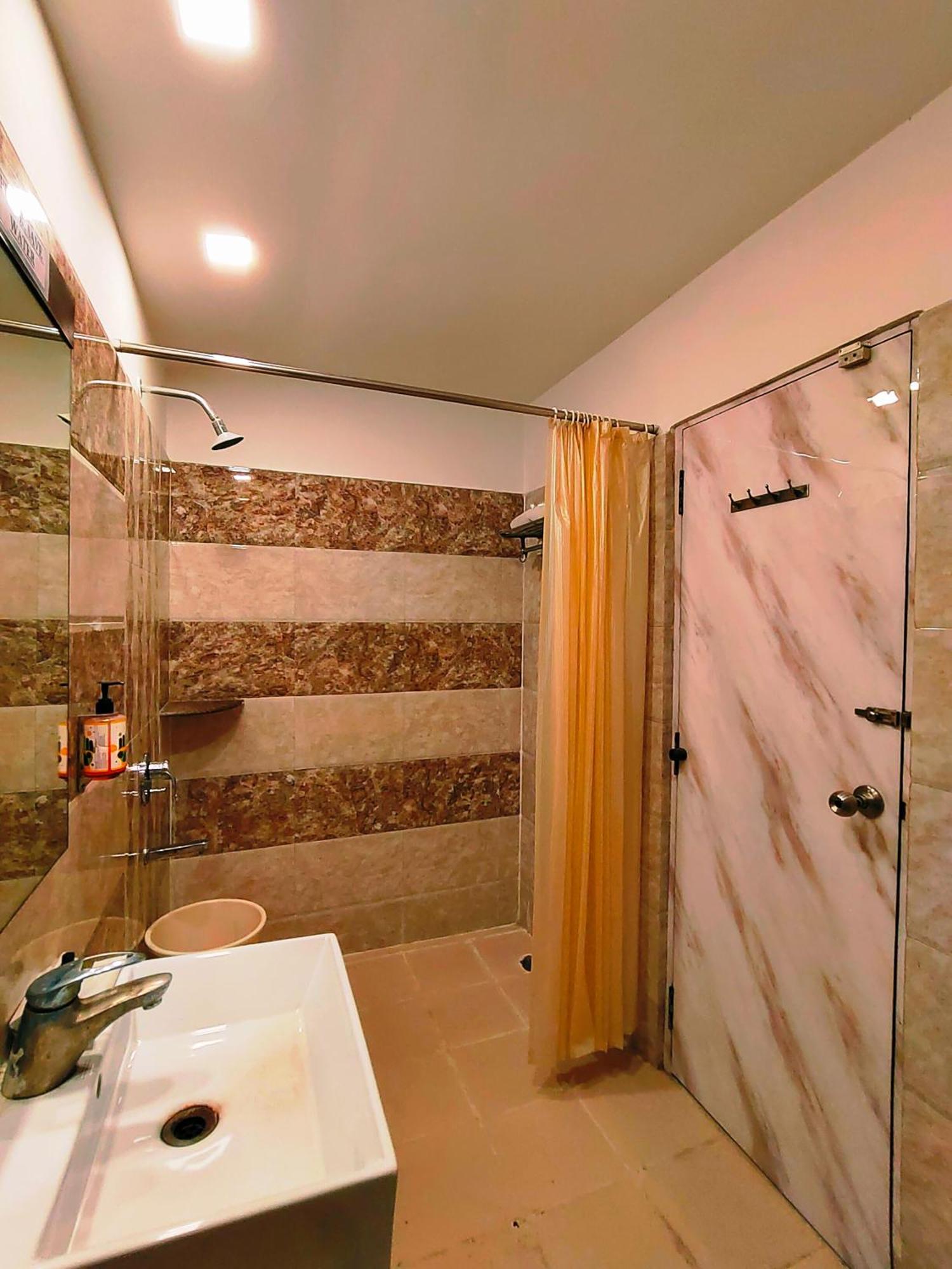 Hotel Steam Колката Екстер'єр фото